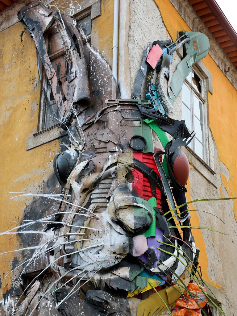 Portrait des Hasen von Bordalo II in Porto. Dr. Winfried